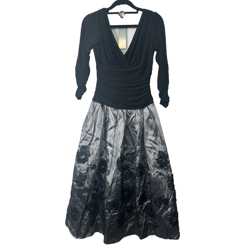 NEW Collection by Dress Barn 4 Black Lace Overlay LS Cocktail Dress $79.99 C28